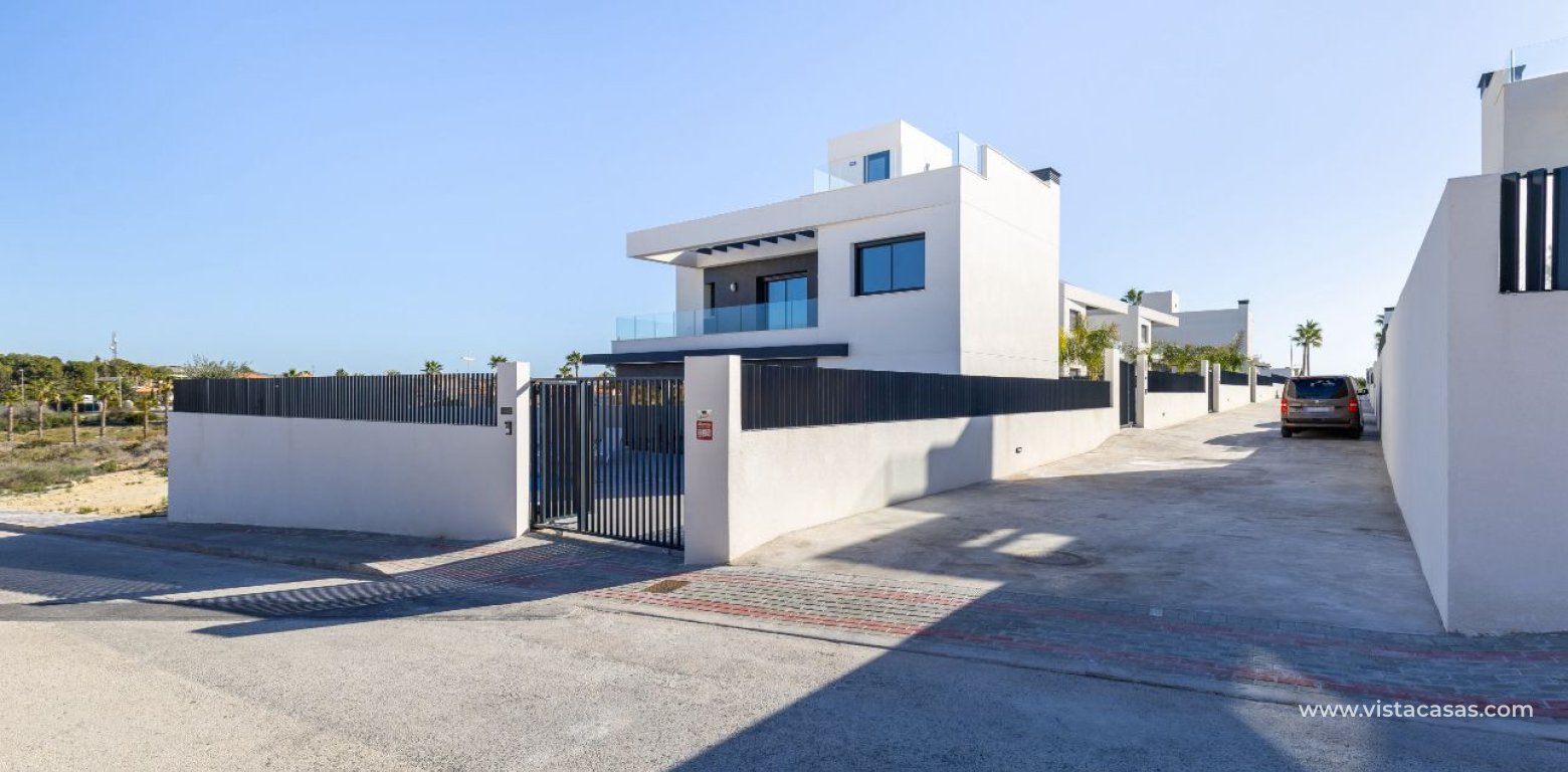 Resale - Villa - Algorfa - La Finca Golf Resort