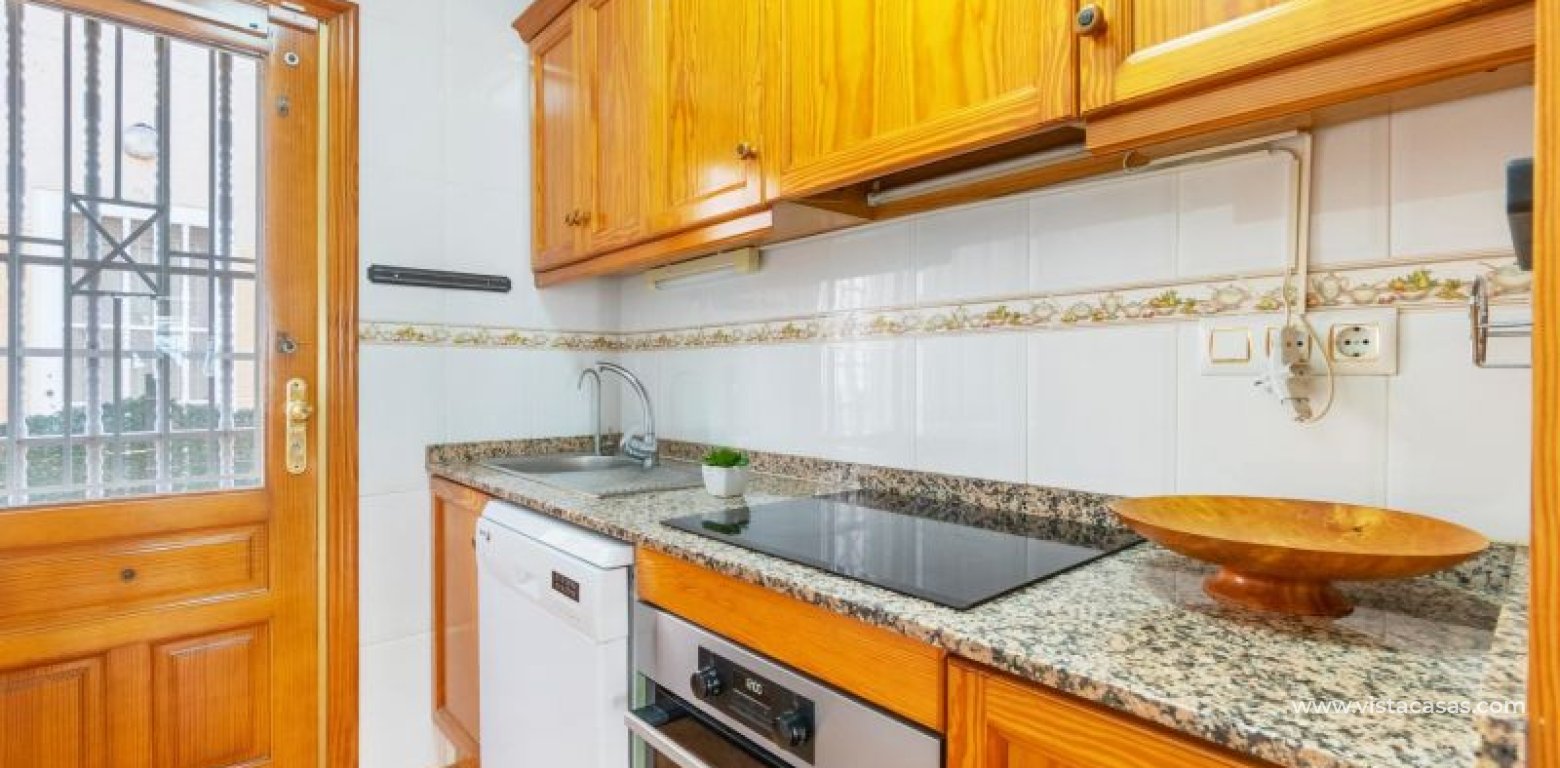 Resale - Villa - Torrevieja