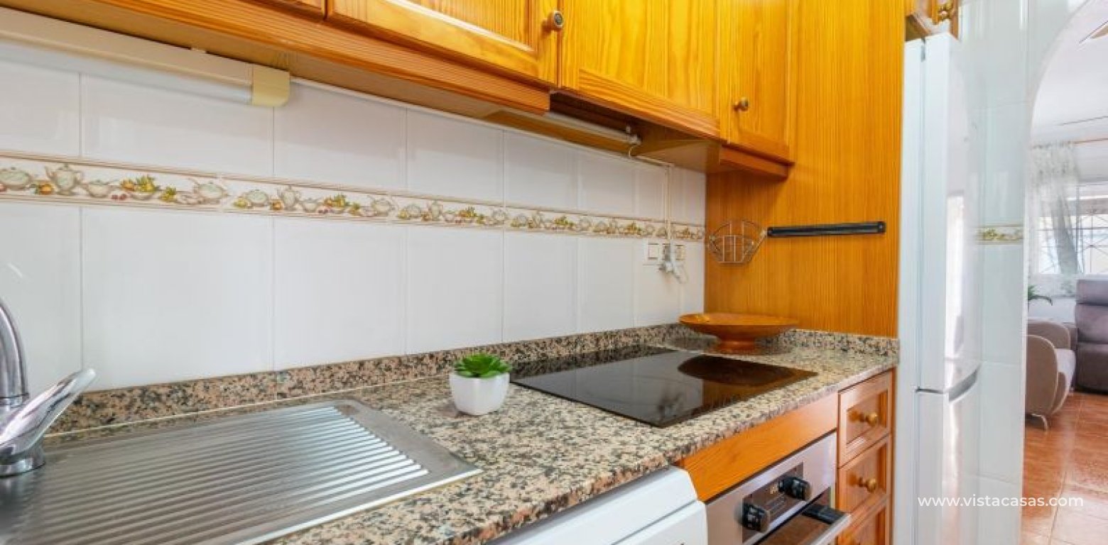 Resale - Villa - Torrevieja