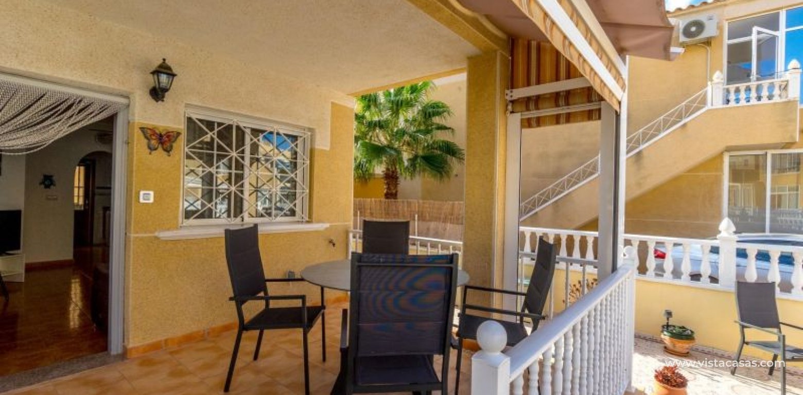 Resale - Villa - Torrevieja