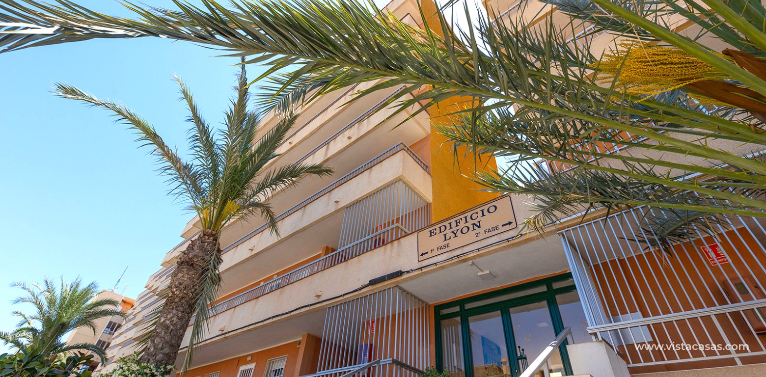 Resale - Apartment - Punta Prima