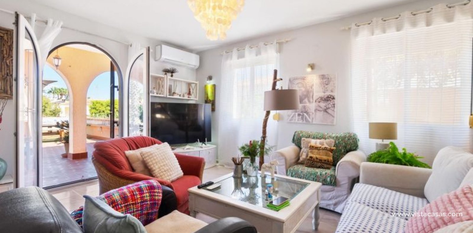 Resale - Villa - La Zenia