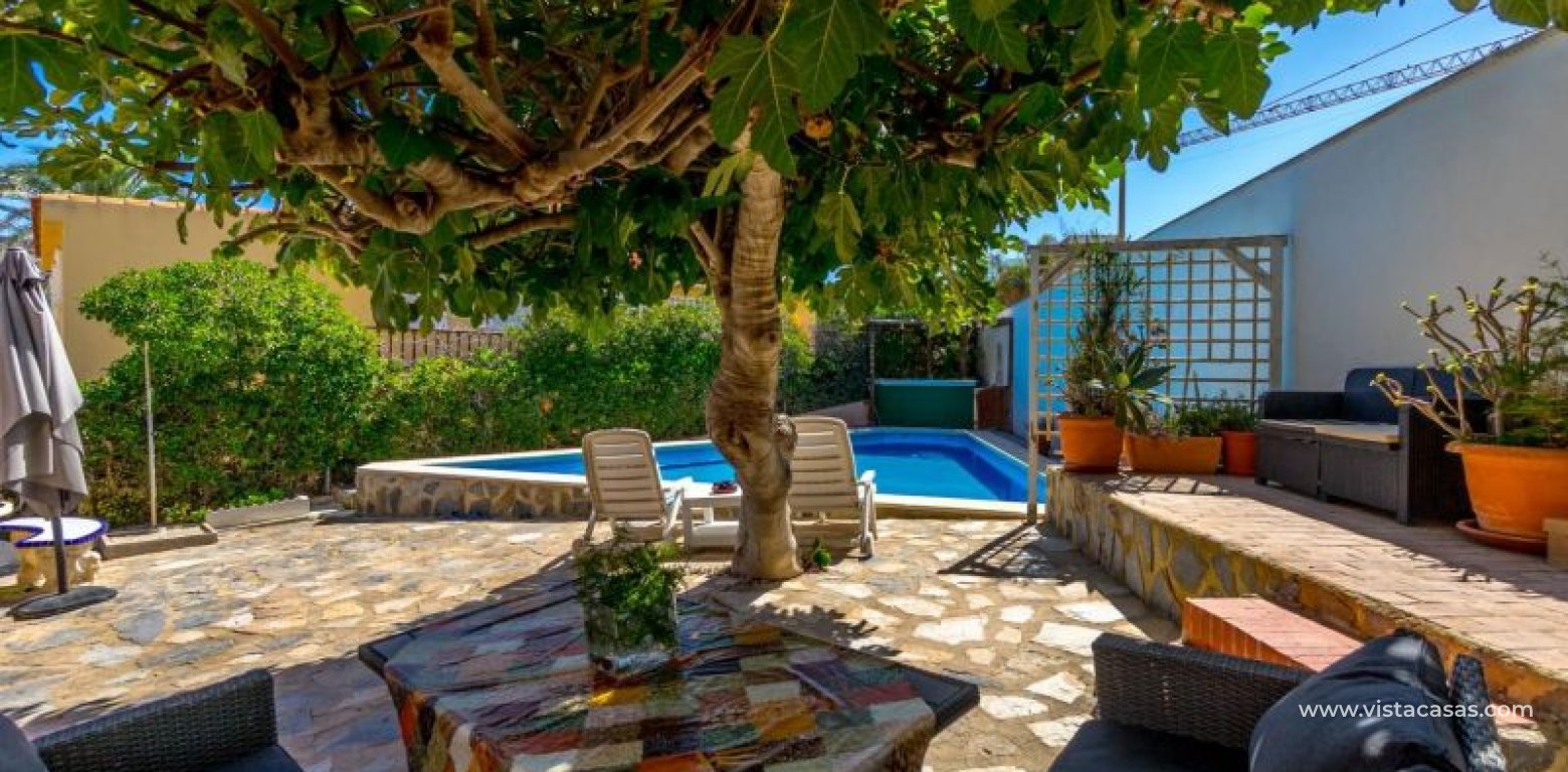 Resale - Villa - La Zenia