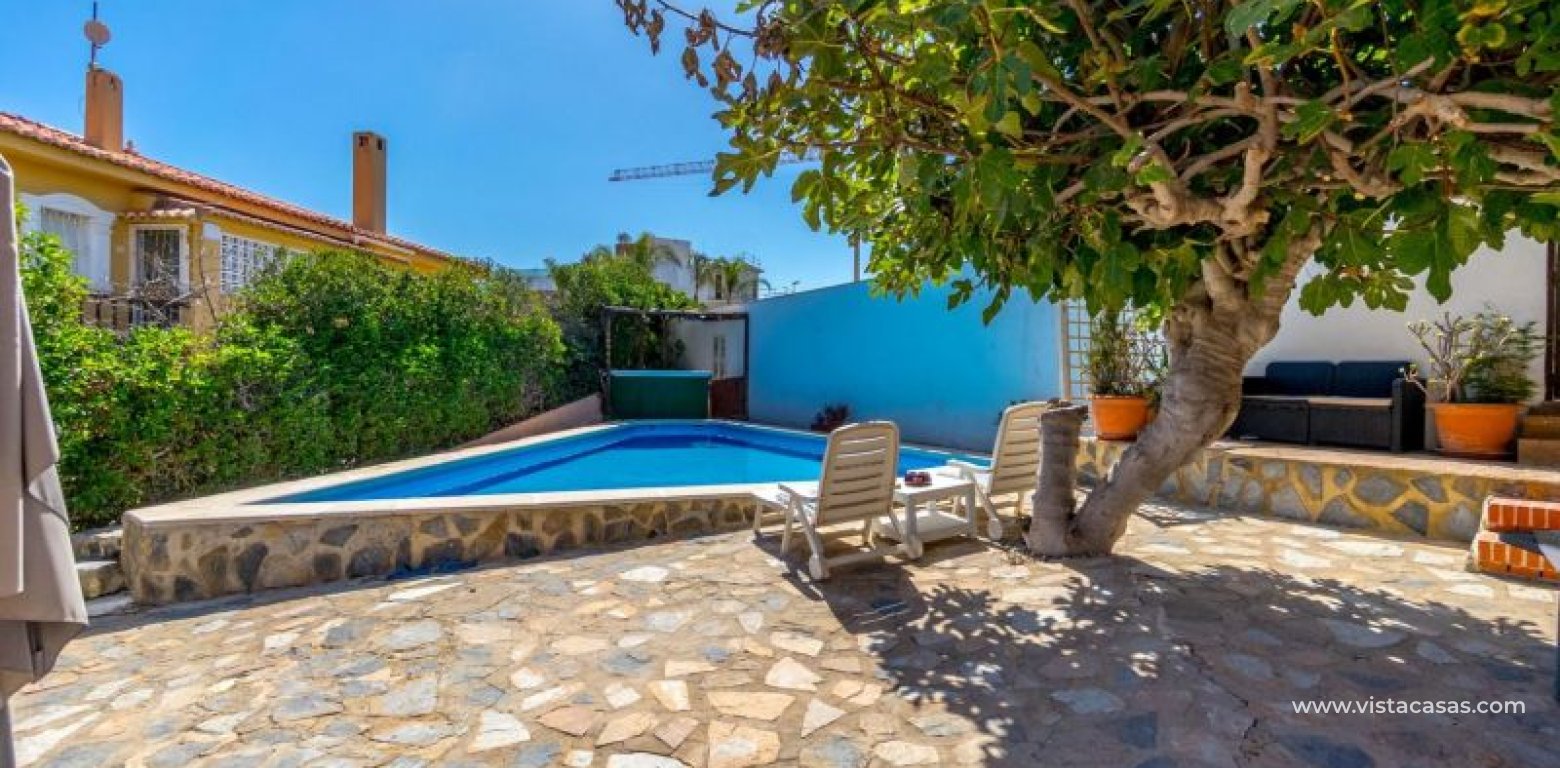 Resale - Villa - La Zenia