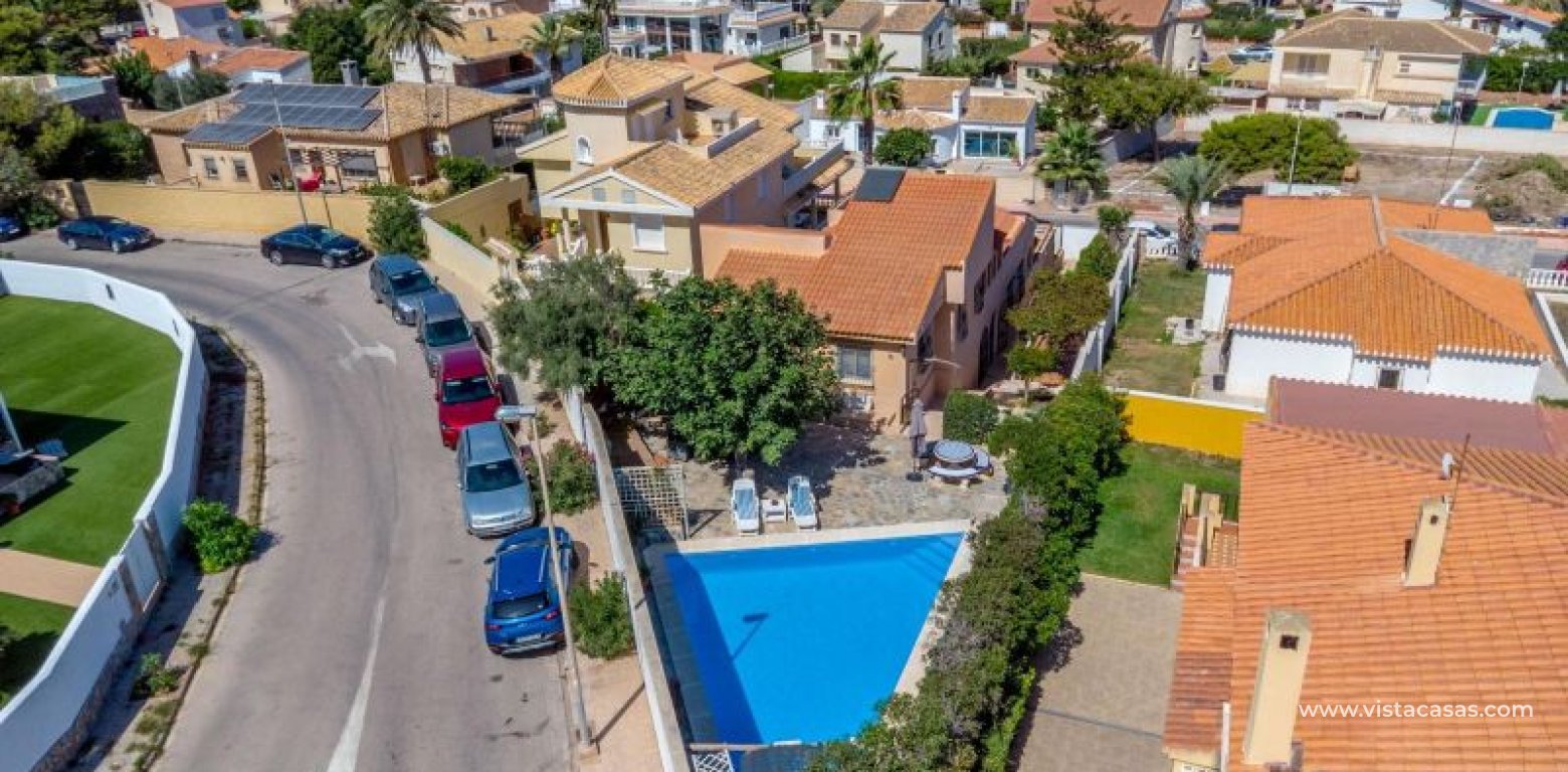 Resale - Villa - La Zenia