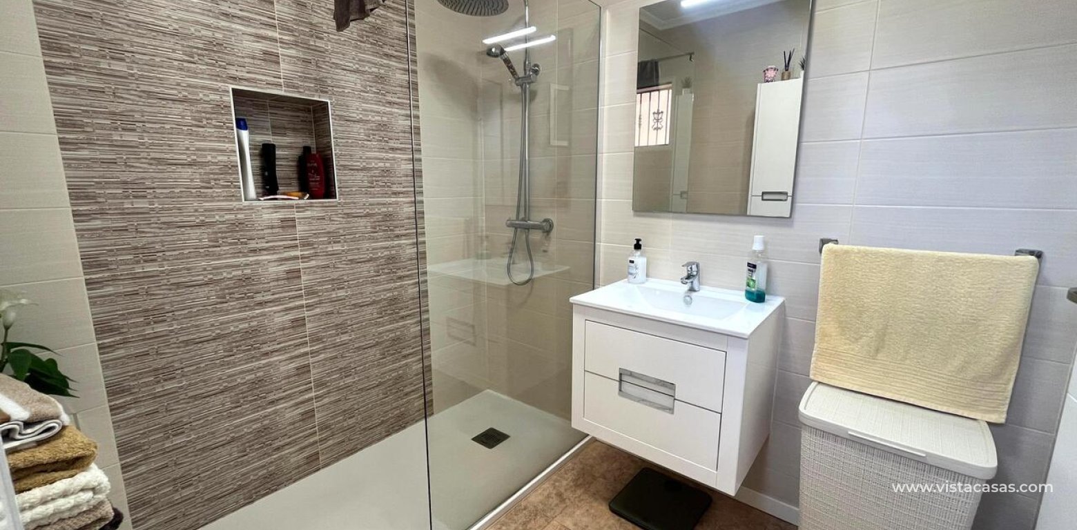 Resale - Villa - Algorfa