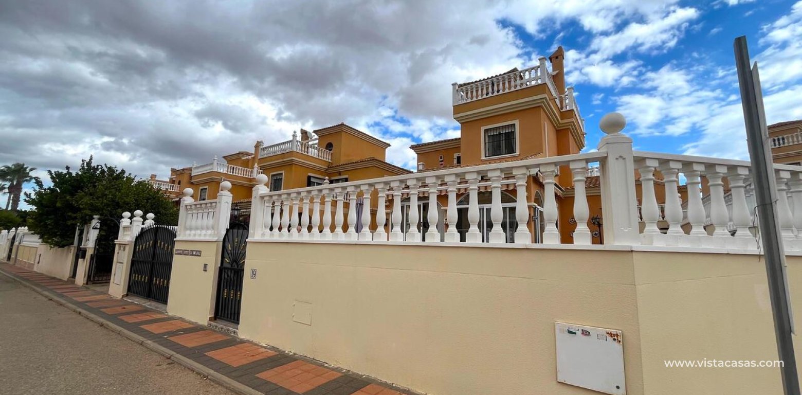 Resale - Villa - Algorfa