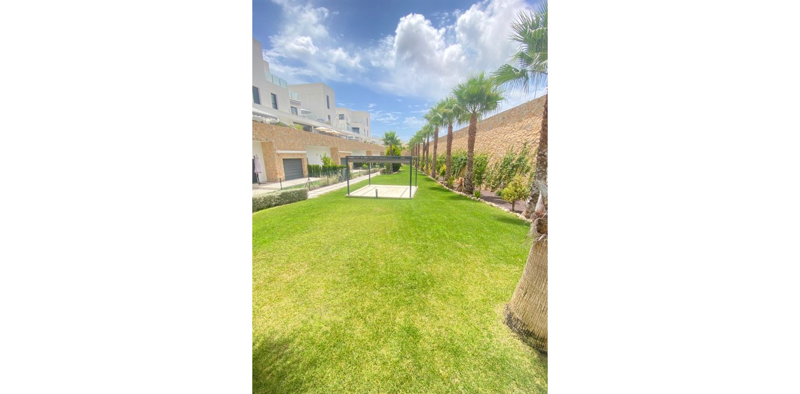 Resale - Apartment - Villamartin - PAU 8