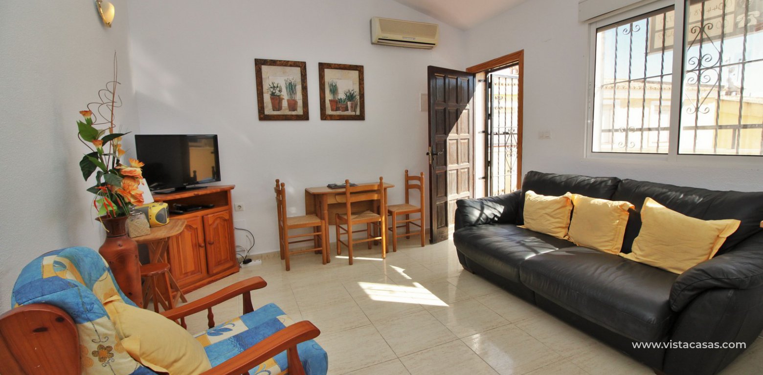 Apartment for sale in Villamartin lounge 3