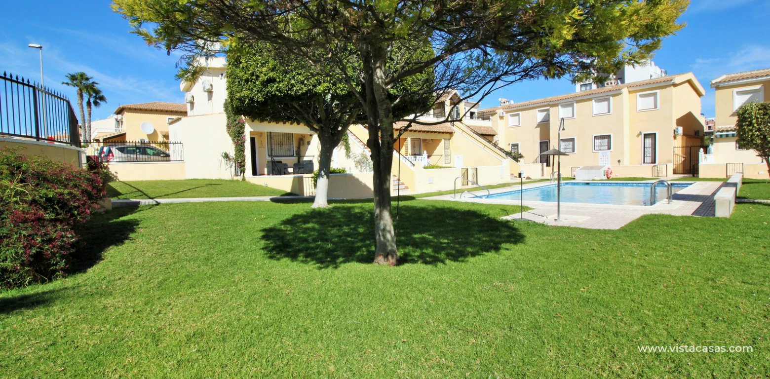 Apartment for sale in Villamartin communal gardens