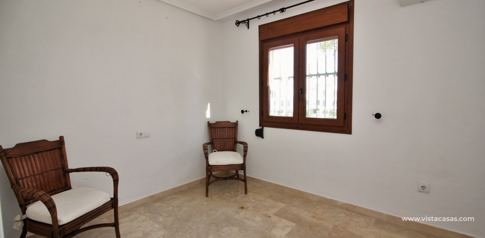 Ground floor apartment for sale in Pau 8 Villamartin twin bedroom