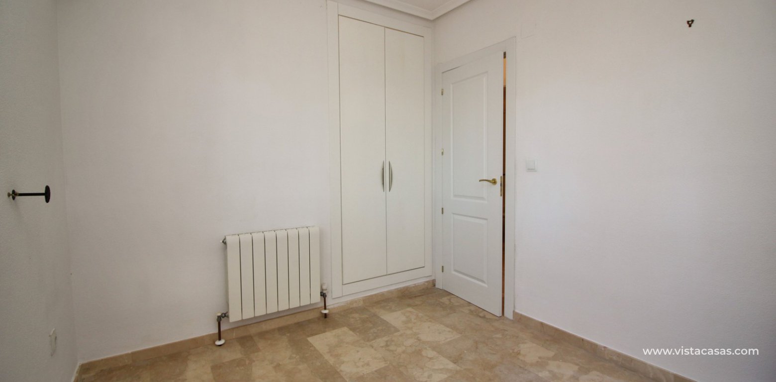 Ground floor apartment for sale in Pau 8 Villamartin double bedroom fitted wardrobes