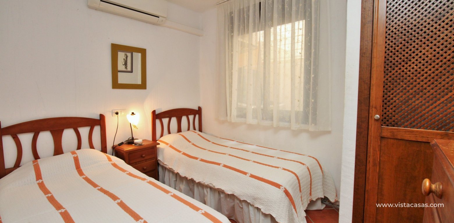 Ground floor apartment for sale Res Punta Marina twin bedroom