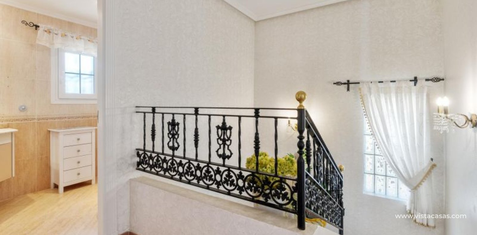 Resale - Villa - Villamartin - Los Dolses