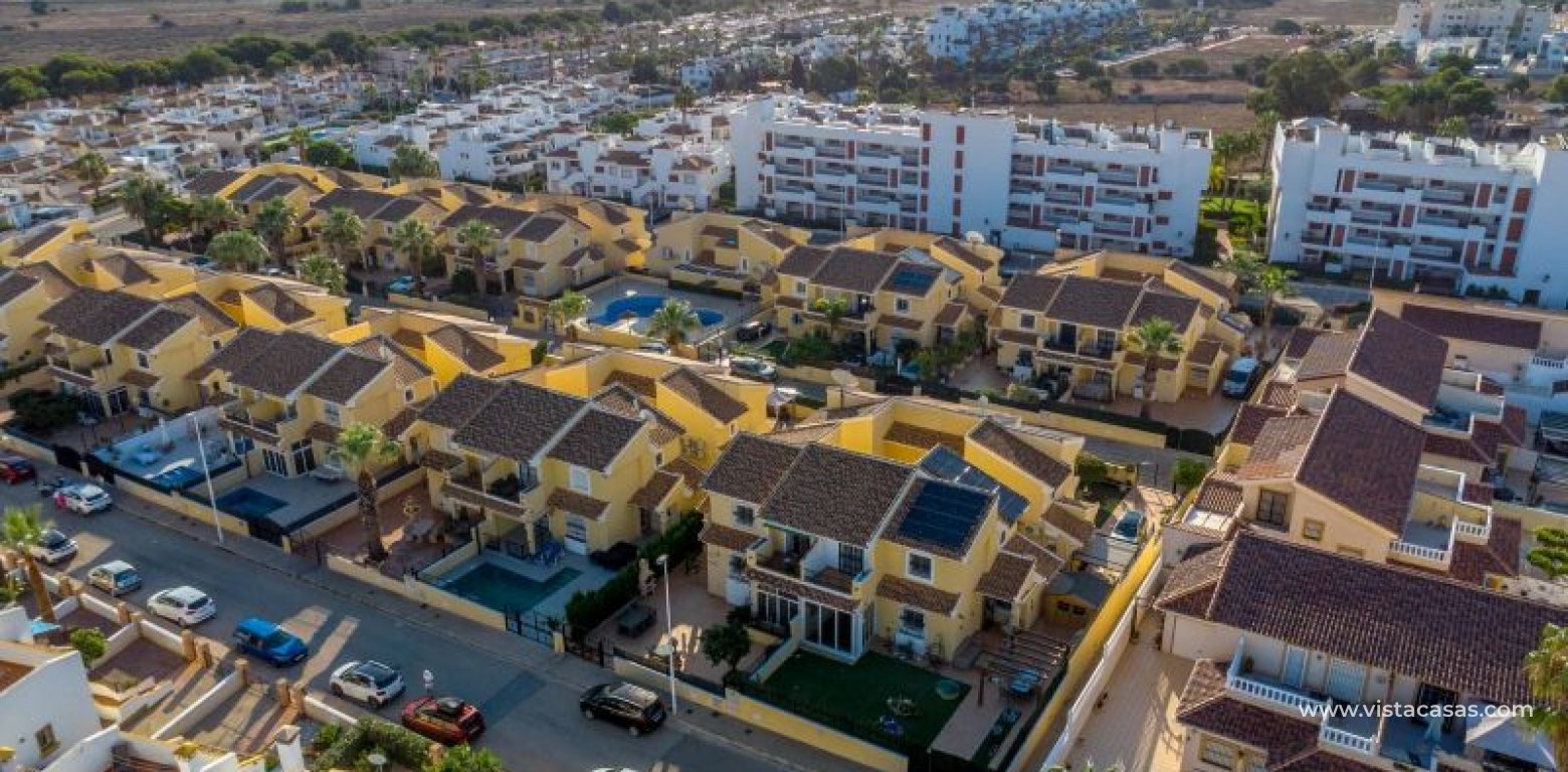 Resale - Villa - Villamartin - Los Dolses