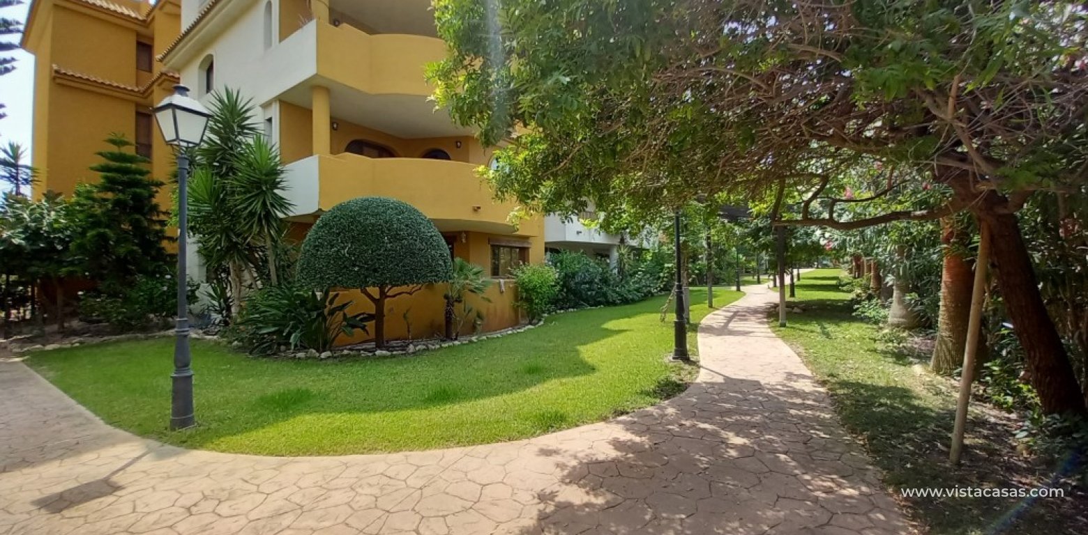 Resale - Apartment - Punta Prima