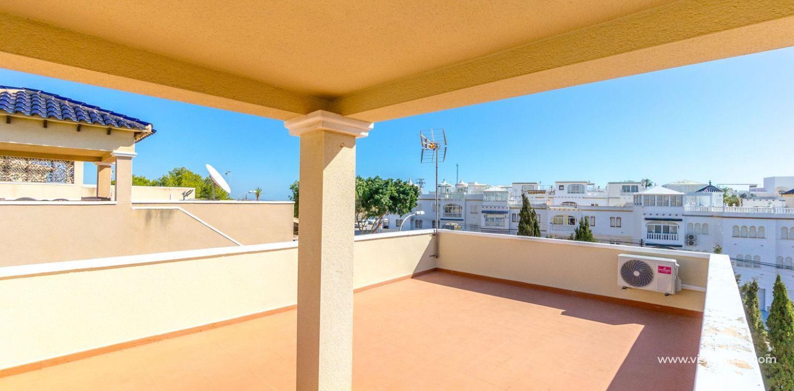 Sale - Villa - Villamartin
