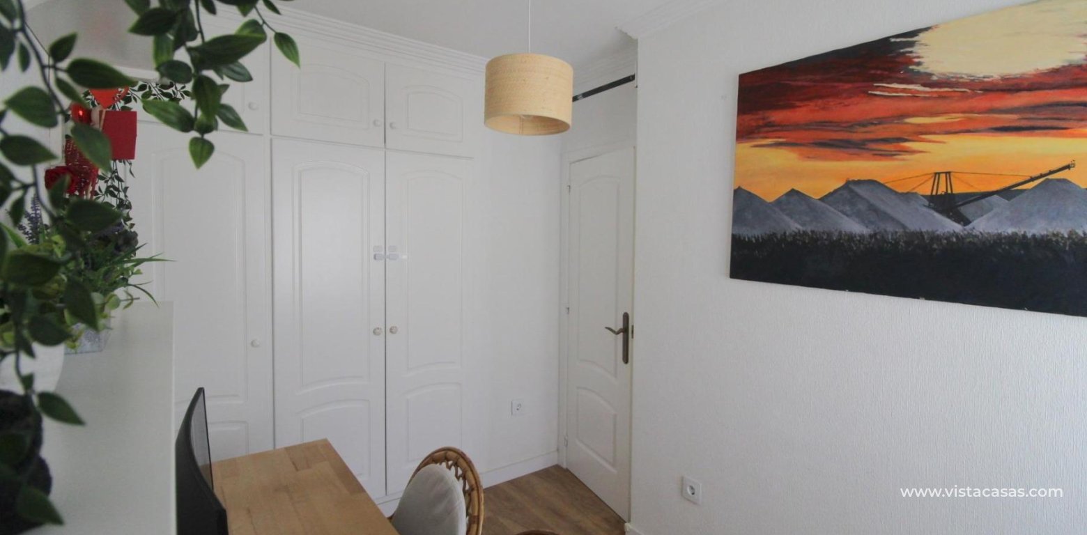 Resale - Apartment - Torrevieja - La Veleta