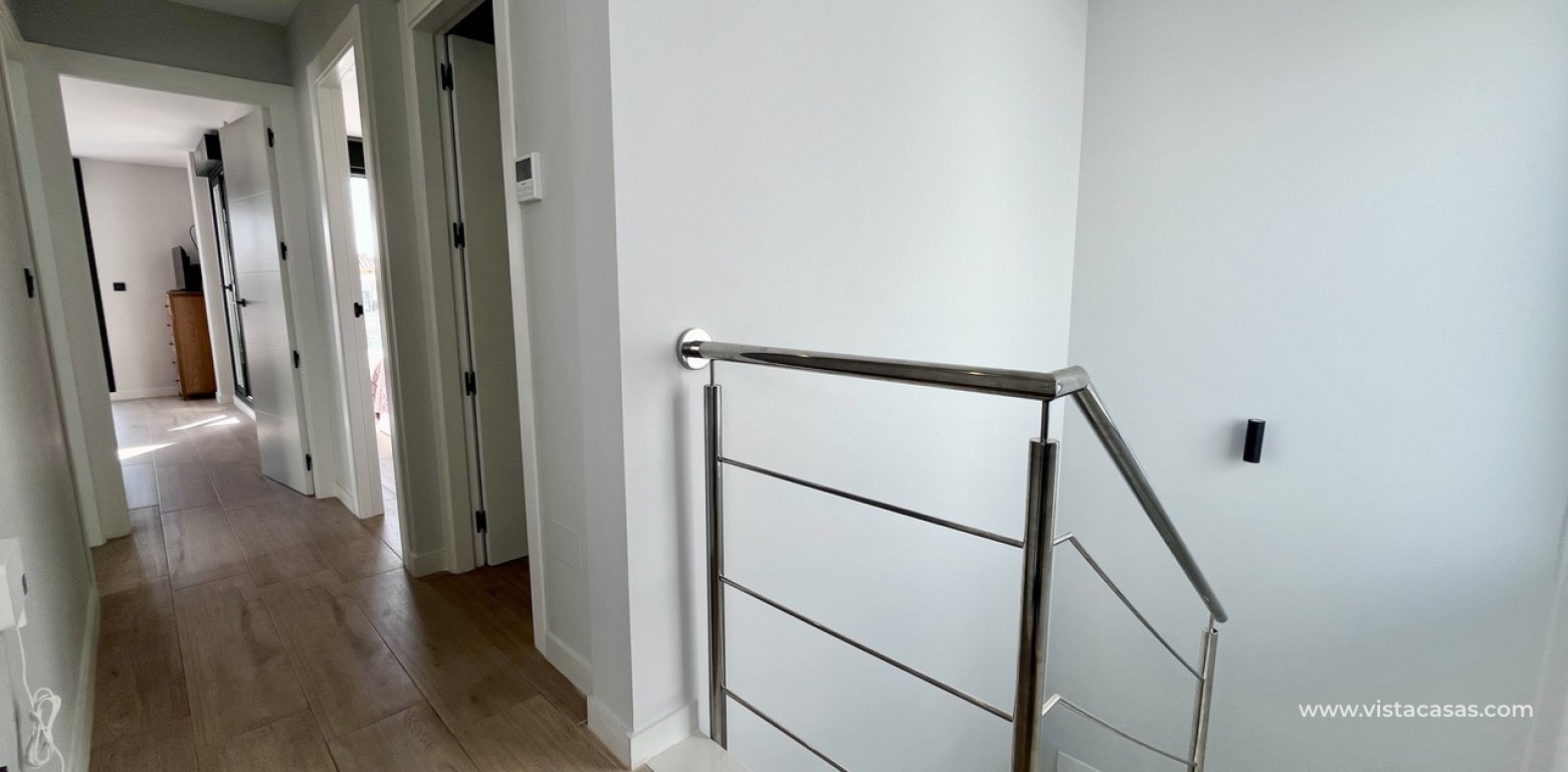 Resale - Villa - Punta Prima