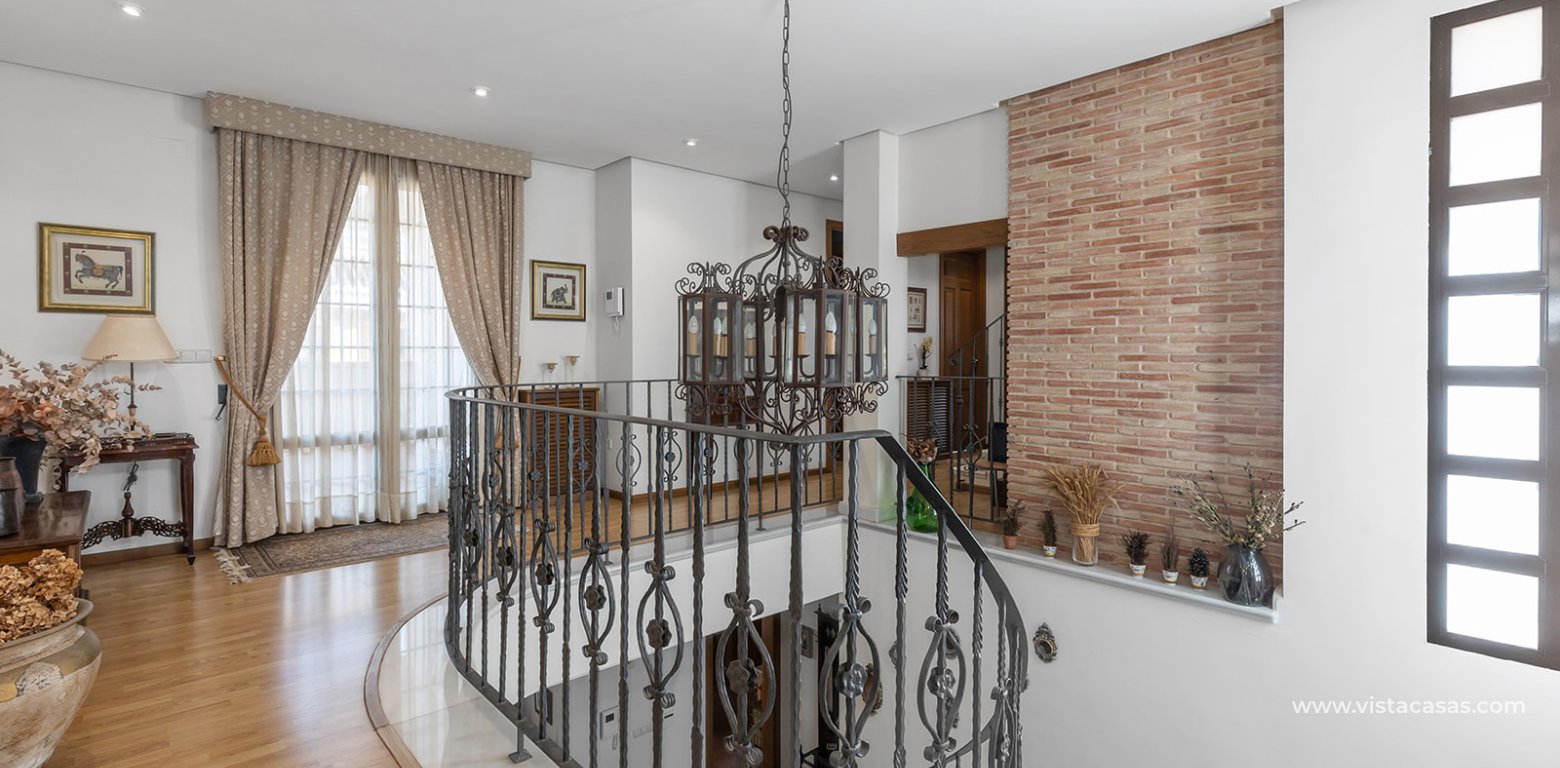 Resale - Villa - Torrevieja - La Veleta
