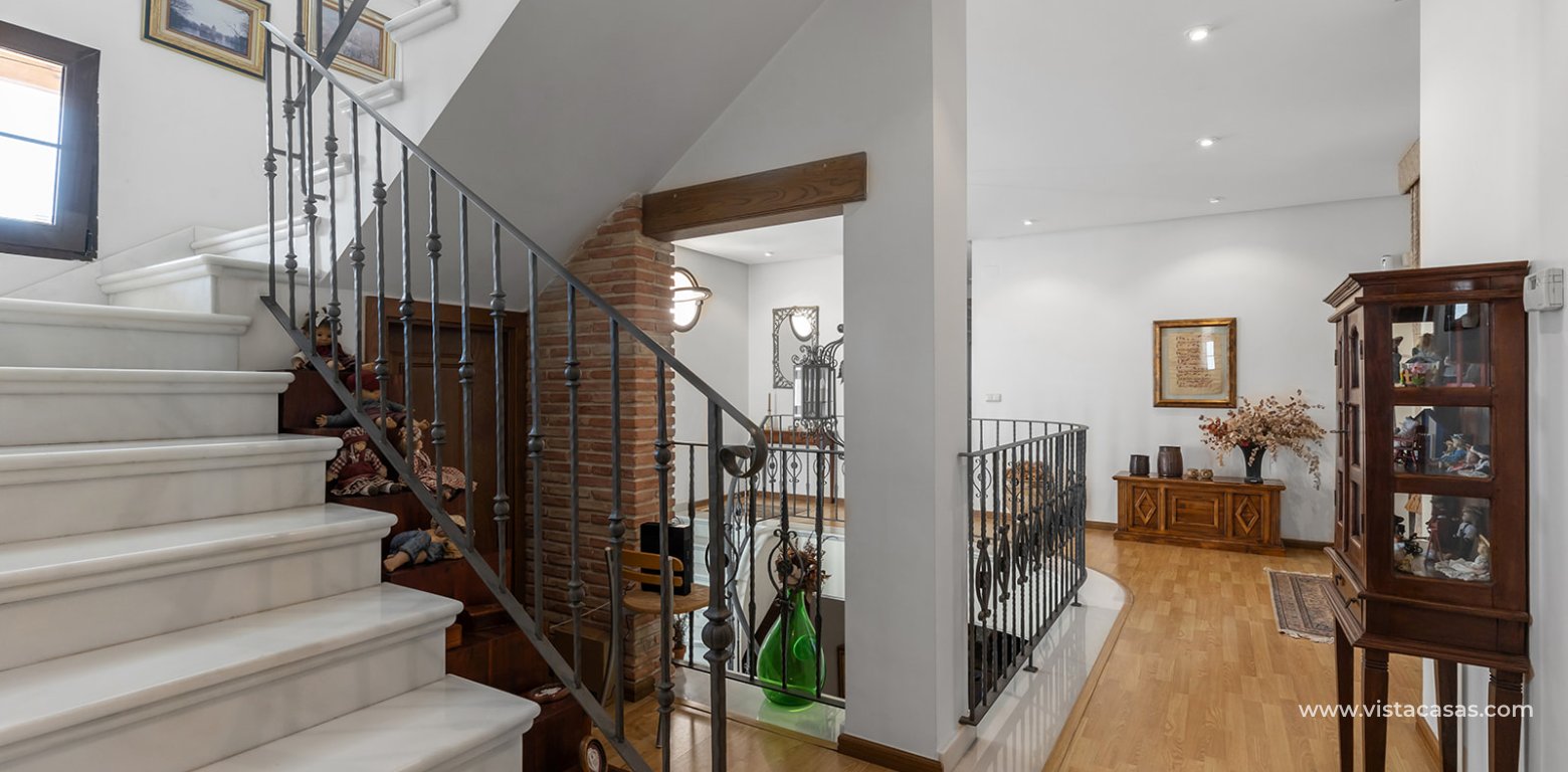 Resale - Villa - Torrevieja - La Veleta