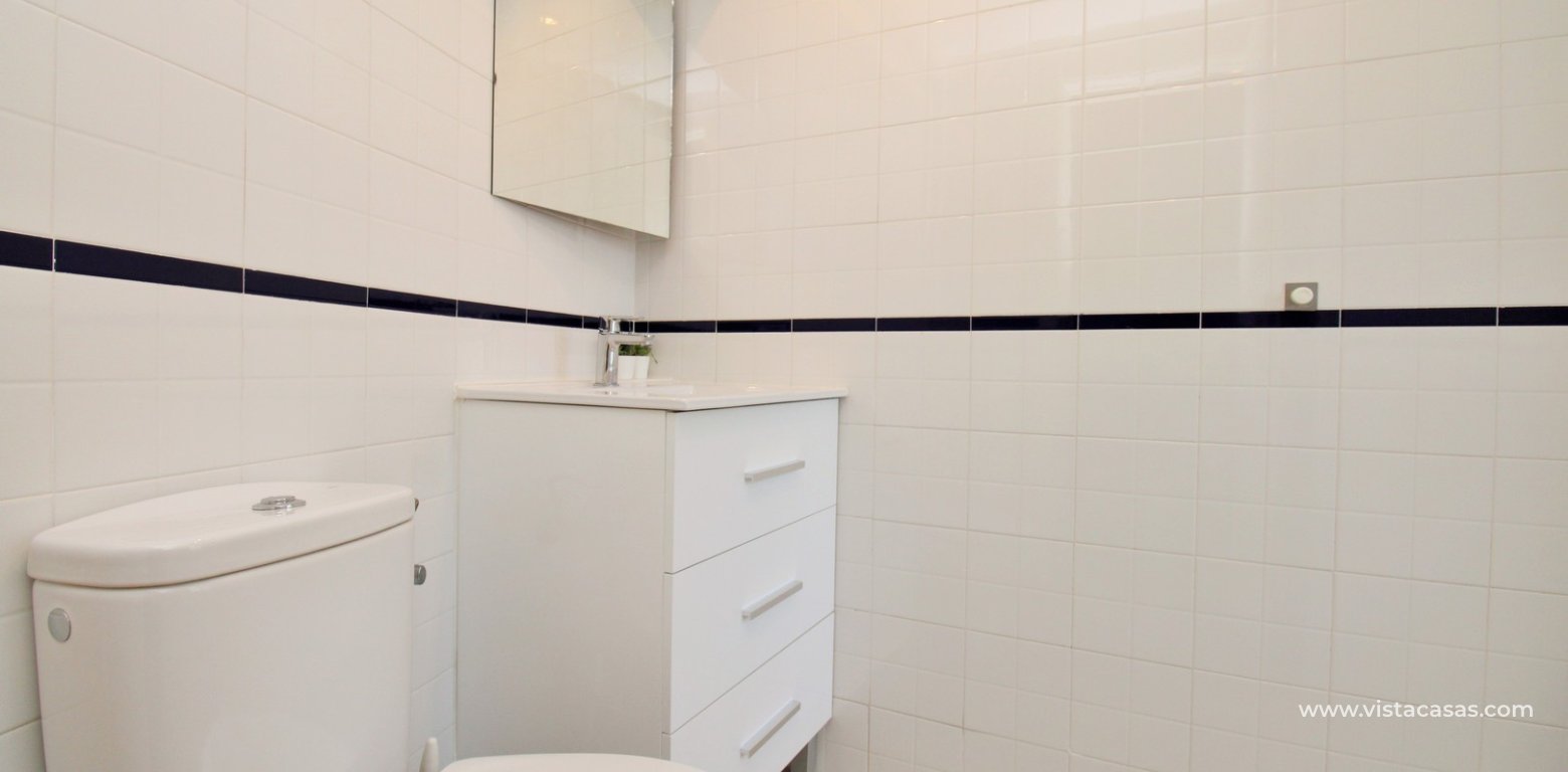 2 Bed Apartment for Sale in El Rincon Playa Flamenca en-suite bathroom guest