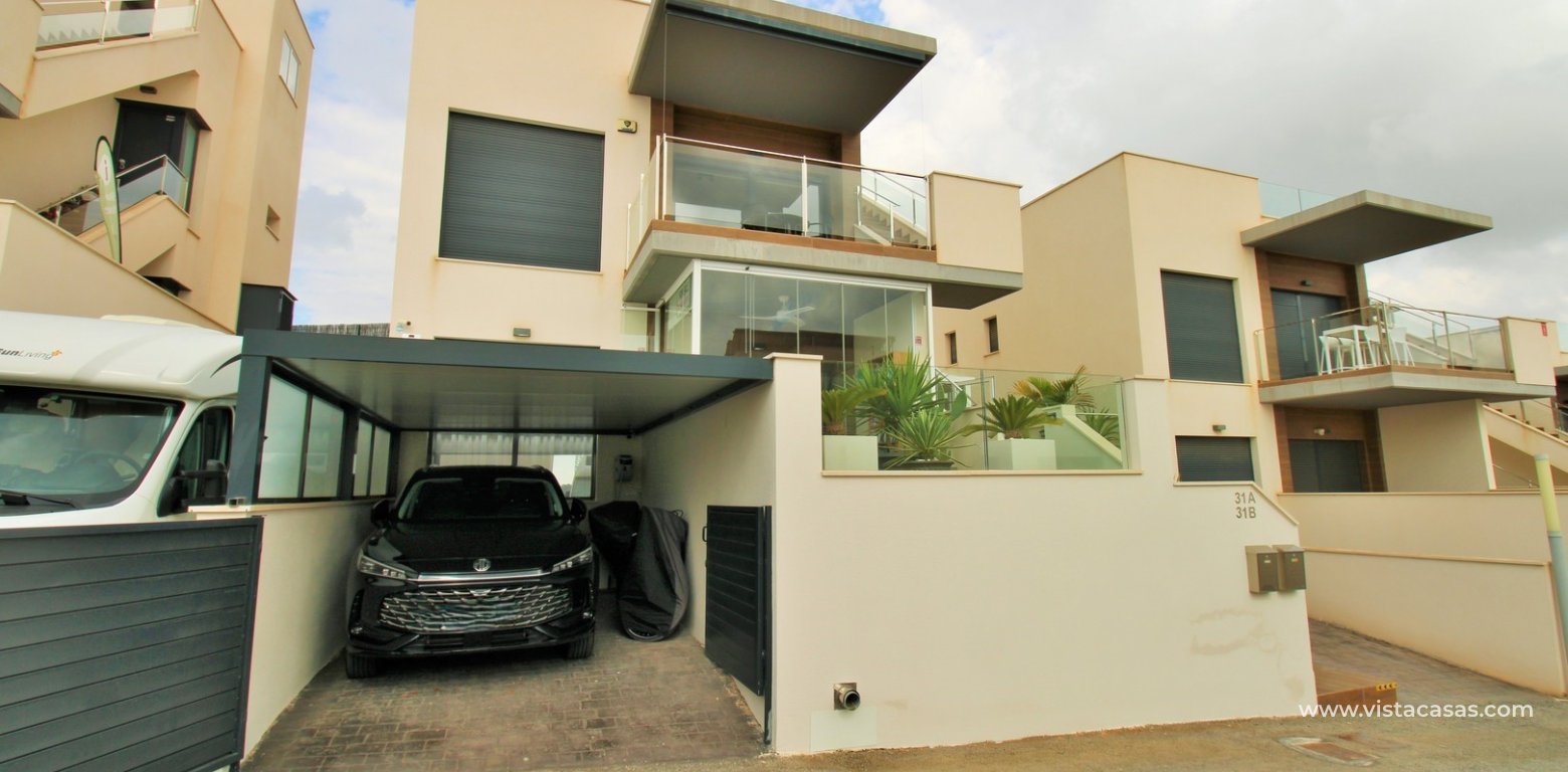 Beautiful 2 Bedroom Apartment For Sale in Bella Vista front