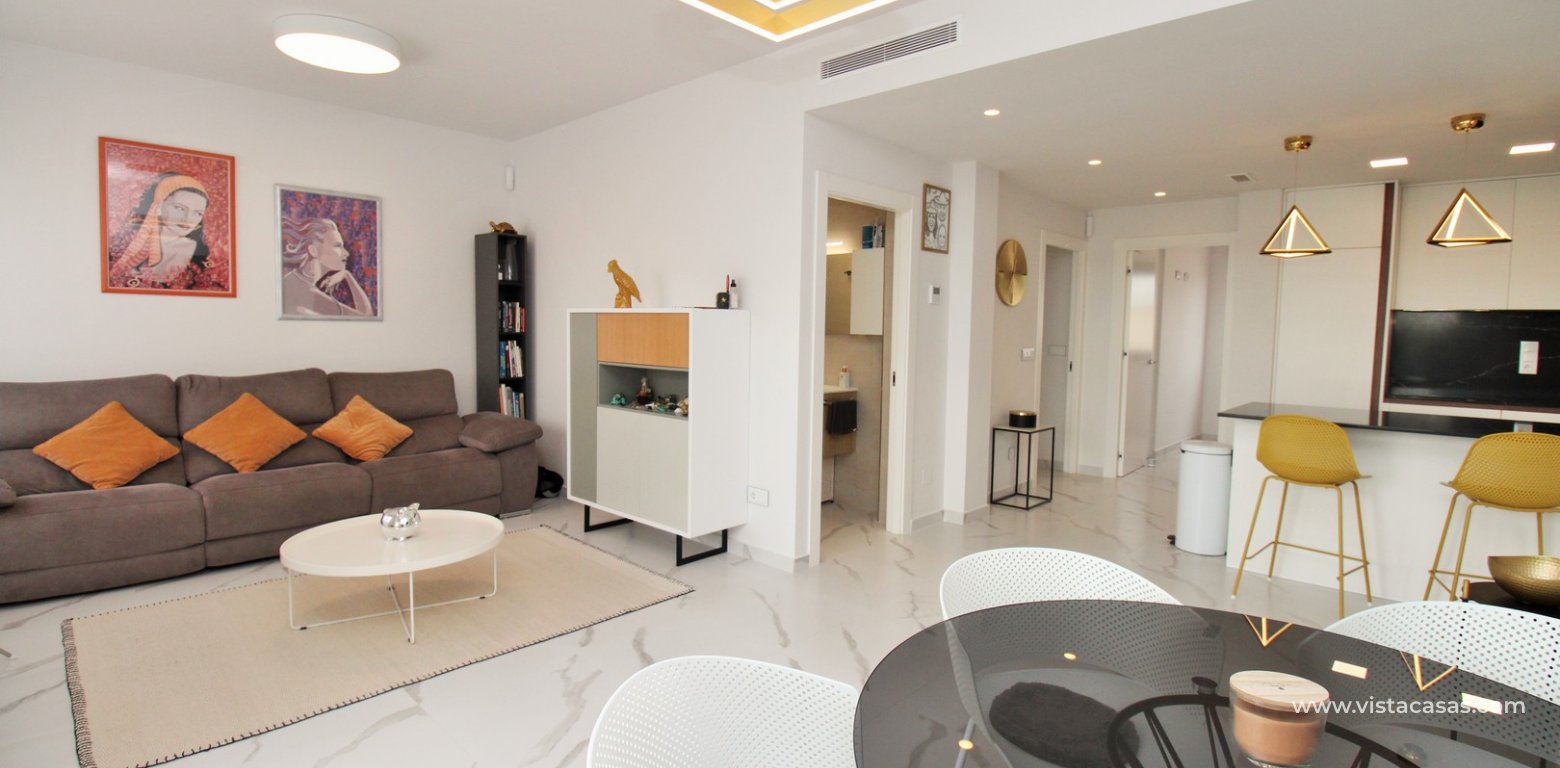 Beautiful 2 Bedroom Apartment For Sale in Bella Vista lounge