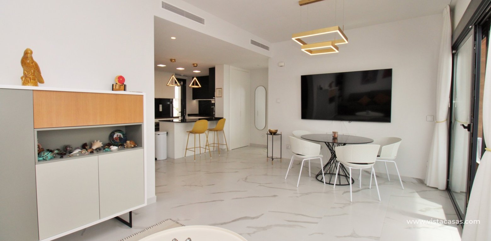 Beautiful 2 Bedroom Apartment For Sale in Bella Vista lounge 2