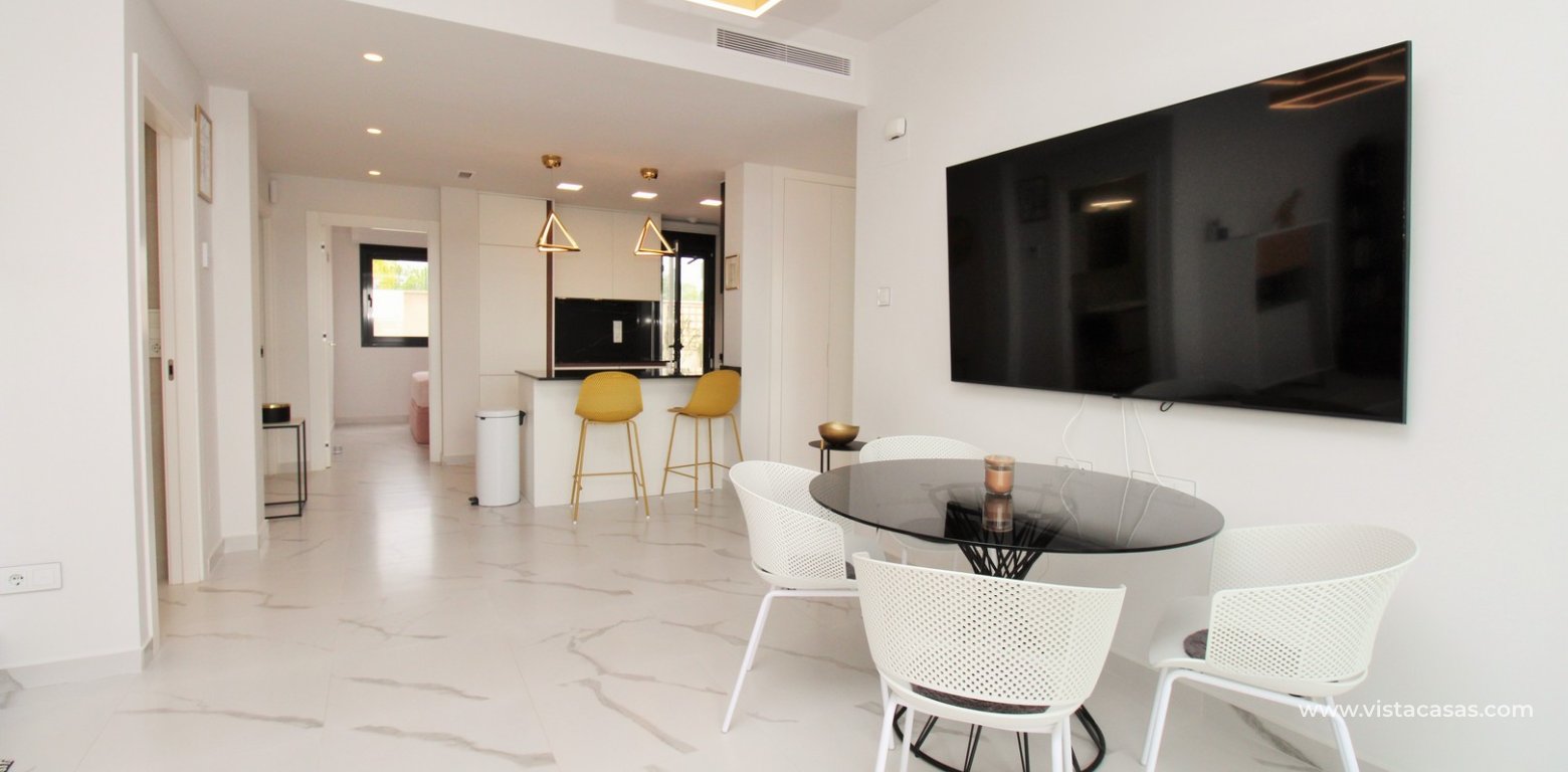 Beautiful 2 Bedroom Apartment For Sale in Bella Vista dining area