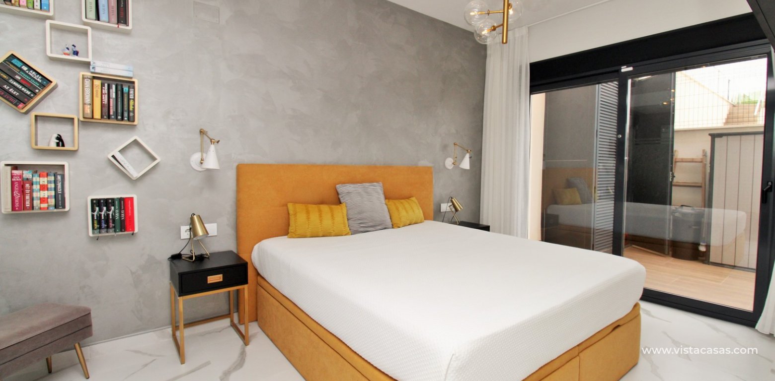 Beautiful 2 Bedroom Apartment For Sale in Bella Vista master bedroom