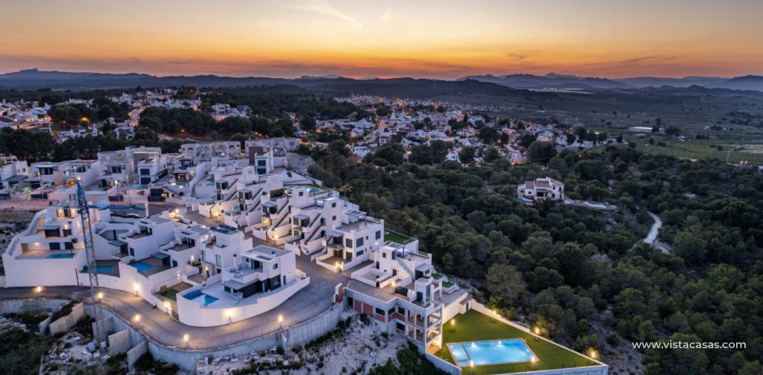 Beautiful 2 Bedroom Apartment For Sale in Bella Vista drone