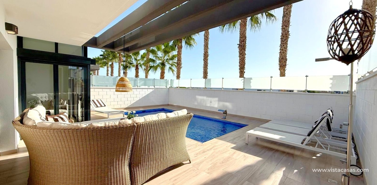 Resale - Villa - Cabo Roig