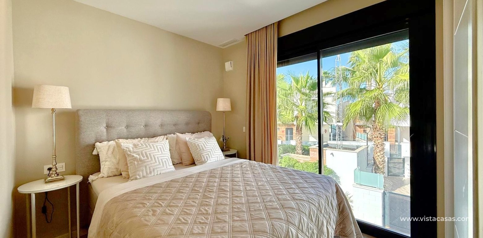 Resale - Villa - Cabo Roig