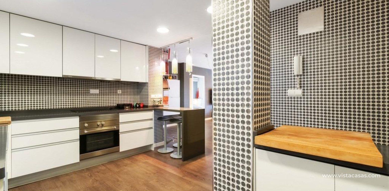 Resale - Apartment - Campoamor