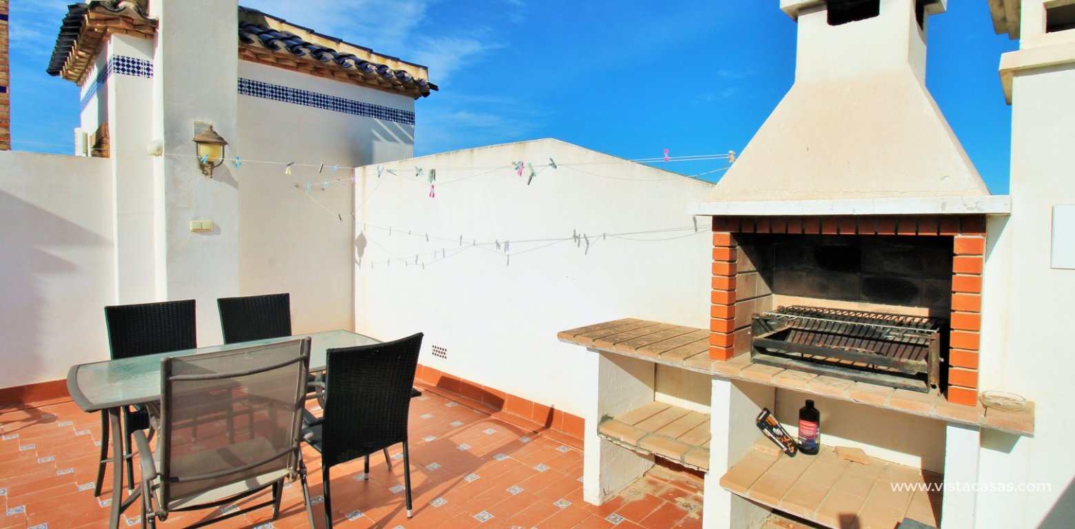 Top Floor Apartment with Garden For Sale in Pau 8 Villamartin roof terrace
