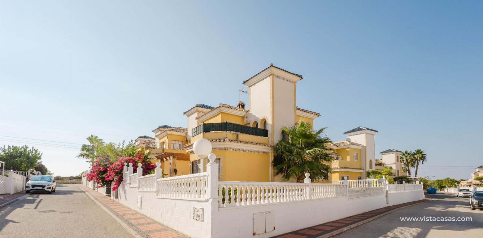 Sale - Villa - Algorfa