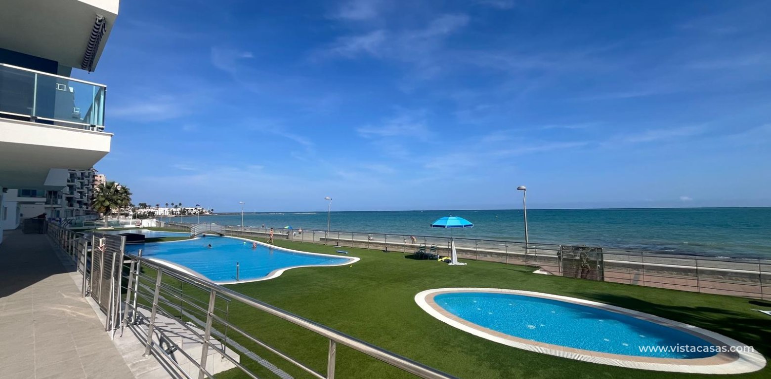 Resale - Apartment - La Manga del Mar Menor