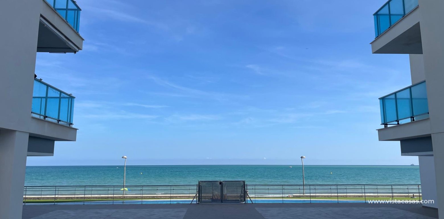 Resale - Apartment - La Manga del Mar Menor