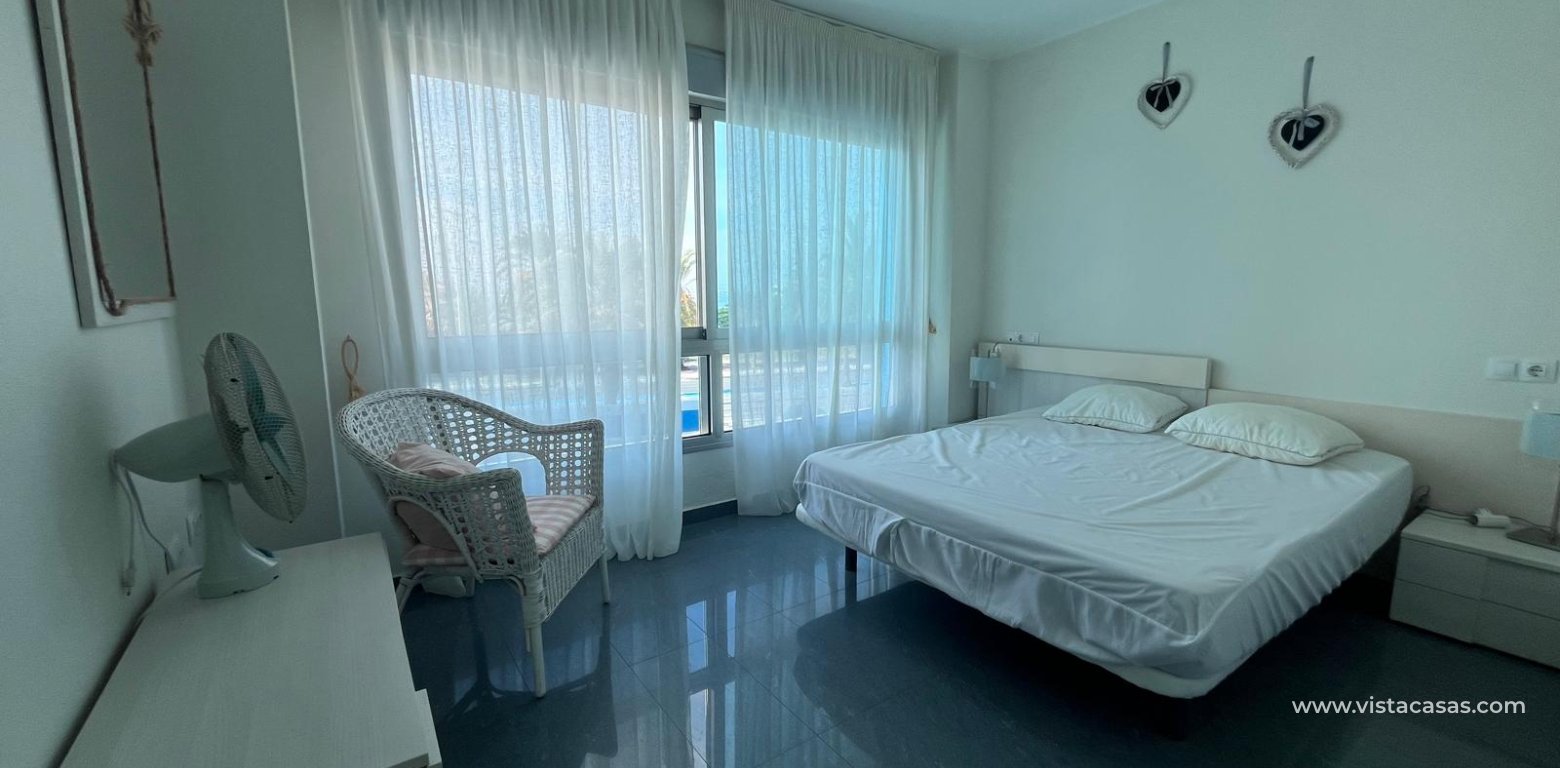 Resale - Apartment - La Manga del Mar Menor