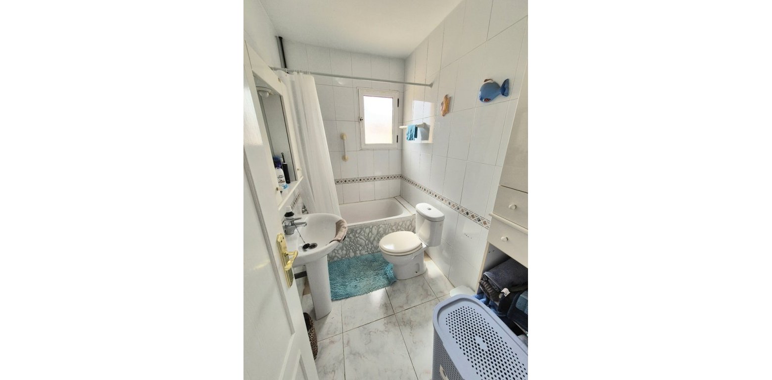 Resale - Apartment - Torrevieja - La Siesta