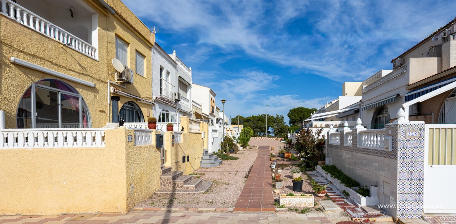 Resale - Townhouse - Torrevieja - La Siesta