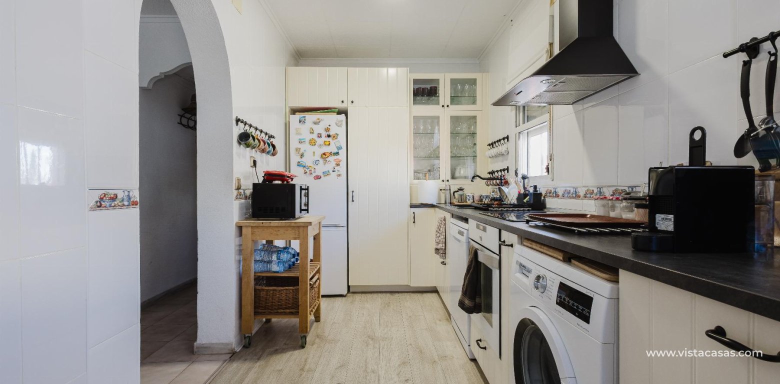 Resale - Villa - Torrevieja - La Siesta