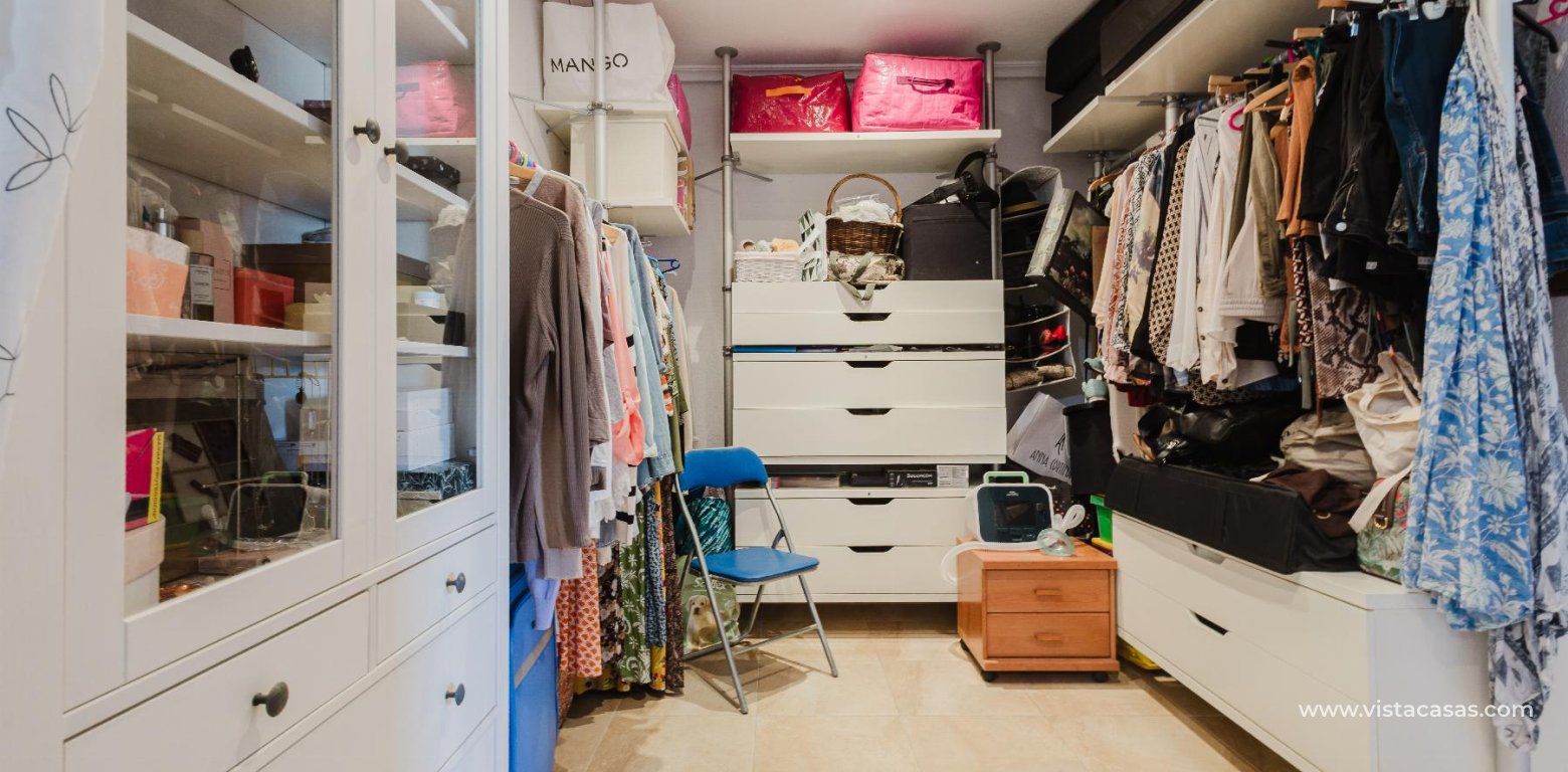 Resale - Villa - Torrevieja - La Siesta