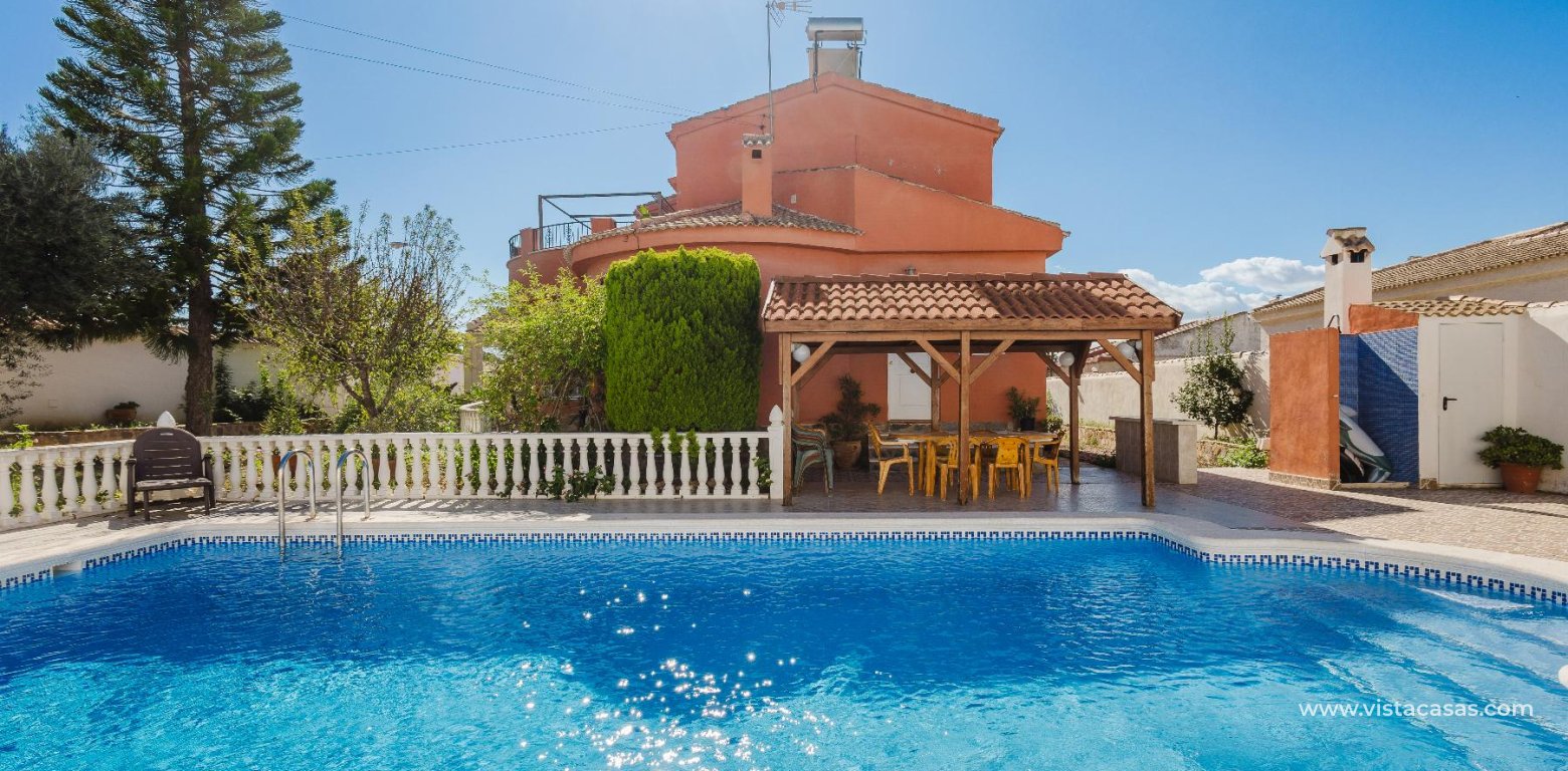 Resale - Villa - Torrevieja - La Siesta