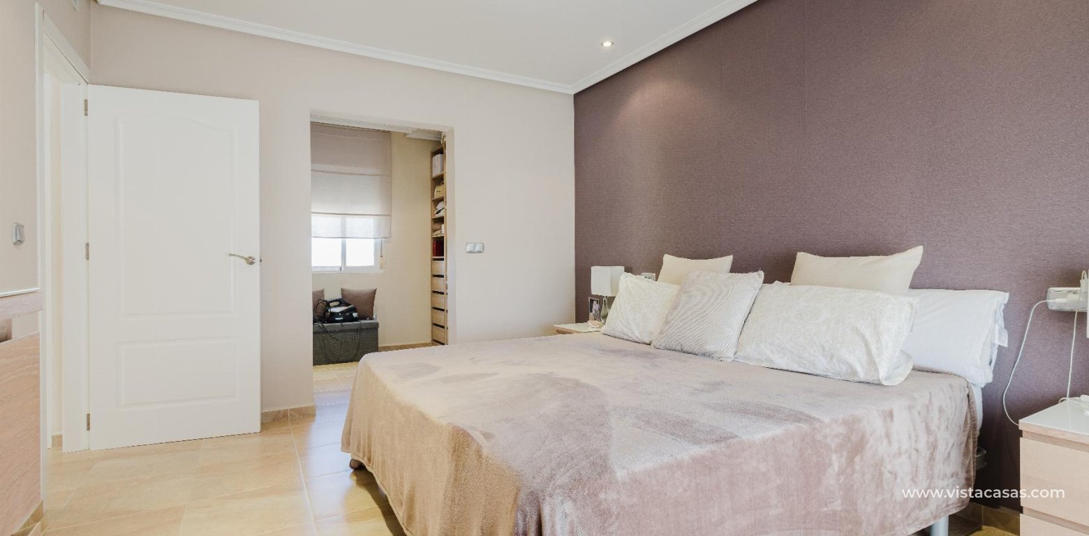 Resale - Villa - Torrevieja - La Siesta