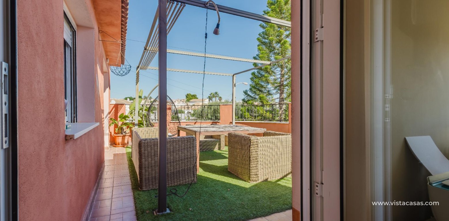 Resale - Villa - Torrevieja - La Siesta