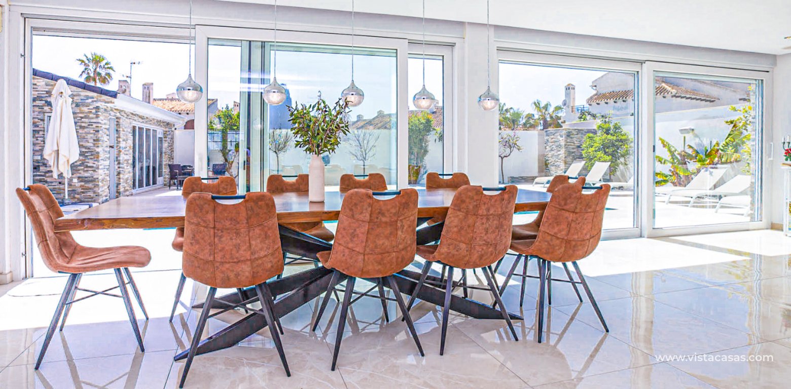 Sale - Villa - La Zenia