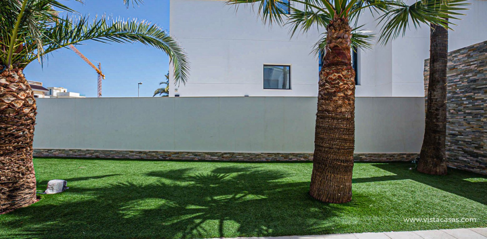 Sale - Villa - La Zenia