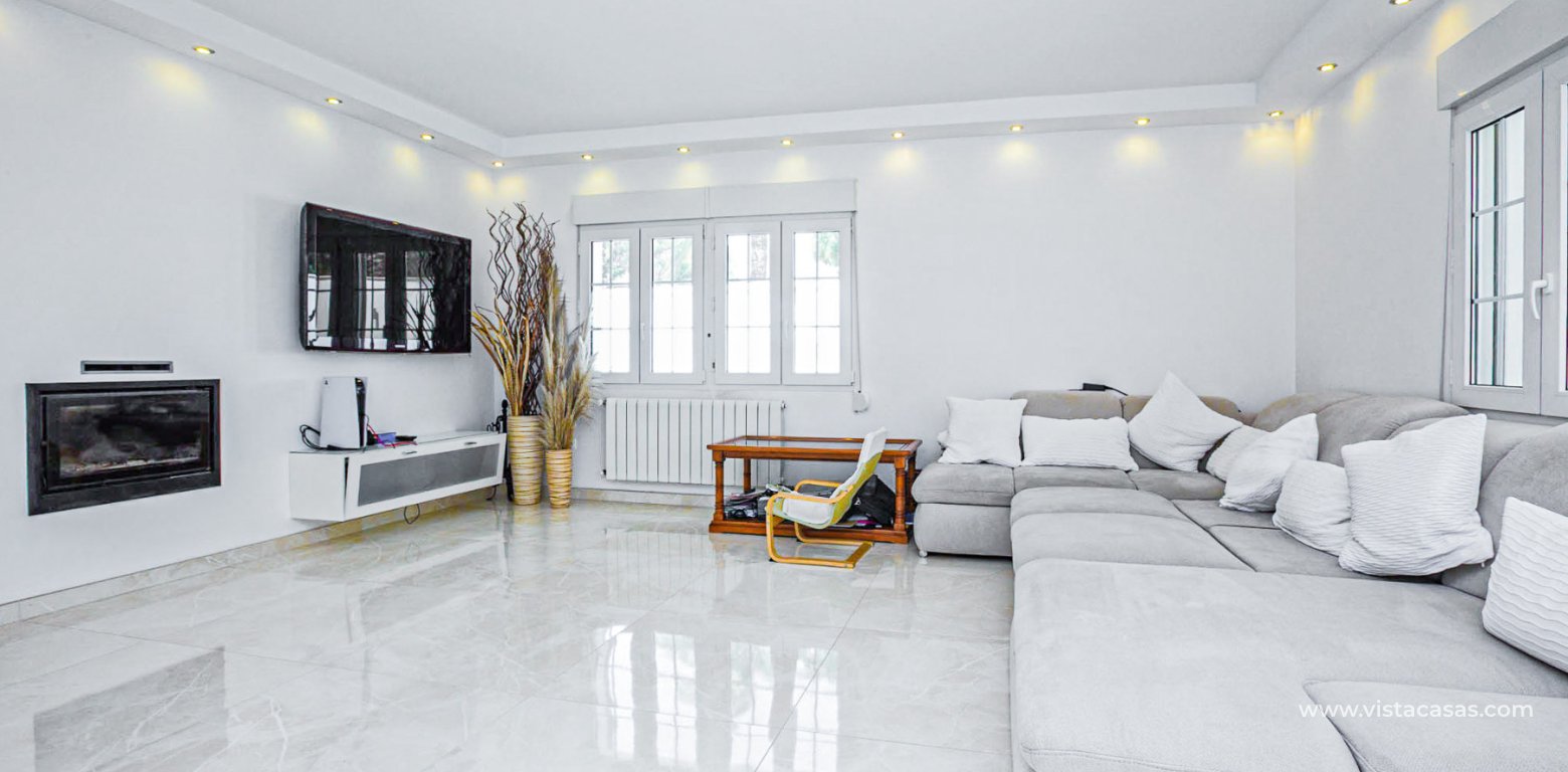 Sale - Villa - La Zenia